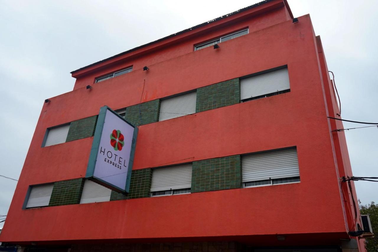 Hotel Express Μαλντονάντο Εξωτερικό φωτογραφία