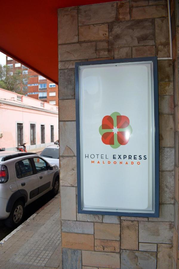 Hotel Express Μαλντονάντο Εξωτερικό φωτογραφία